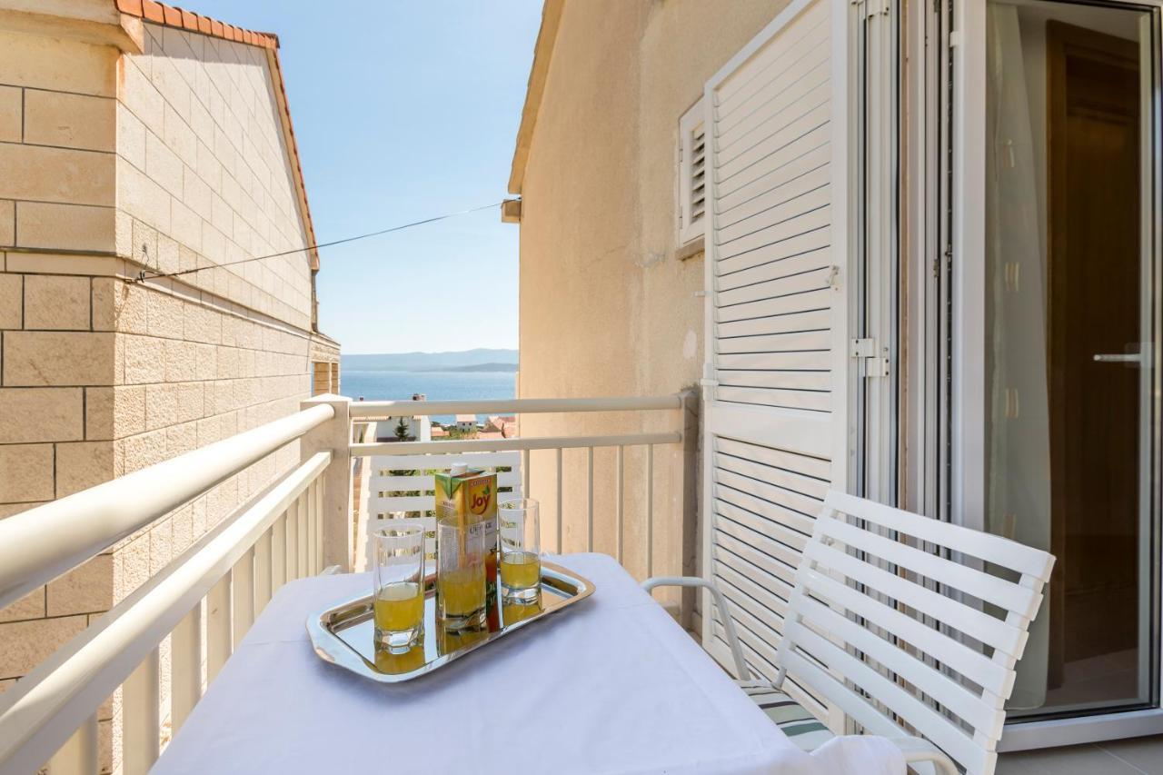 Apartmani Bezmalinovic Бол Экстерьер фото